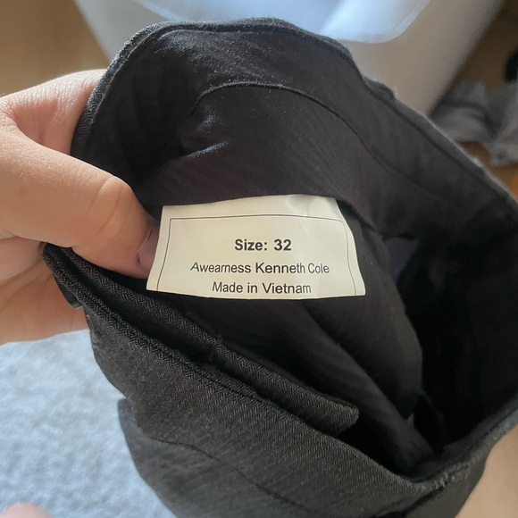 Kenneth Cole Awearness Suit and Pants - Picture 10 of 14